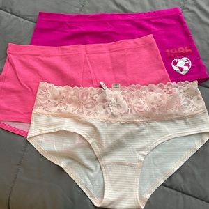 NWOT PINK/VS Panties Set of 3
